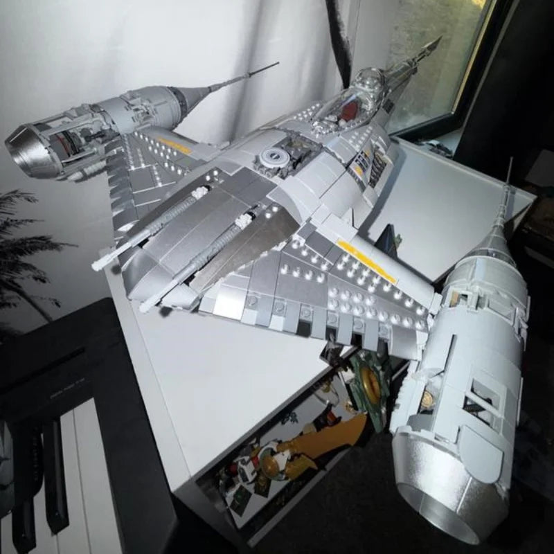 Building Block Set | 1809 Pieces | The Mandalorian N-1 Starfighter