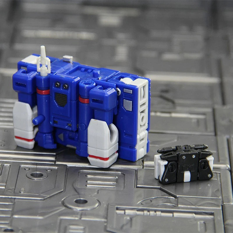 Pocket-Sized adaptable Soundwave Action Figure with Mini Robot Companions - ToylandEU