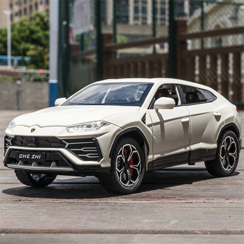 Alloy 1:24 URUS Bison Off-Road Sports Car Model - ToylandEU