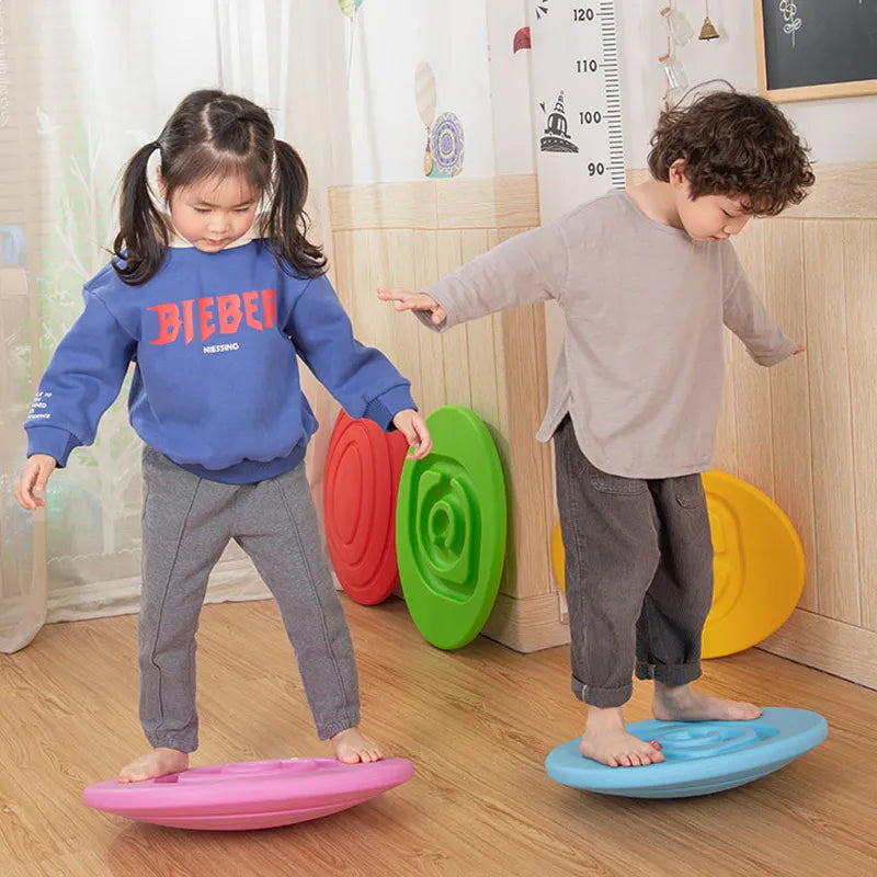 Sensory Play Balance Board for Kids - Interactive Sports Toy for Boys and Girls - ToylandEU