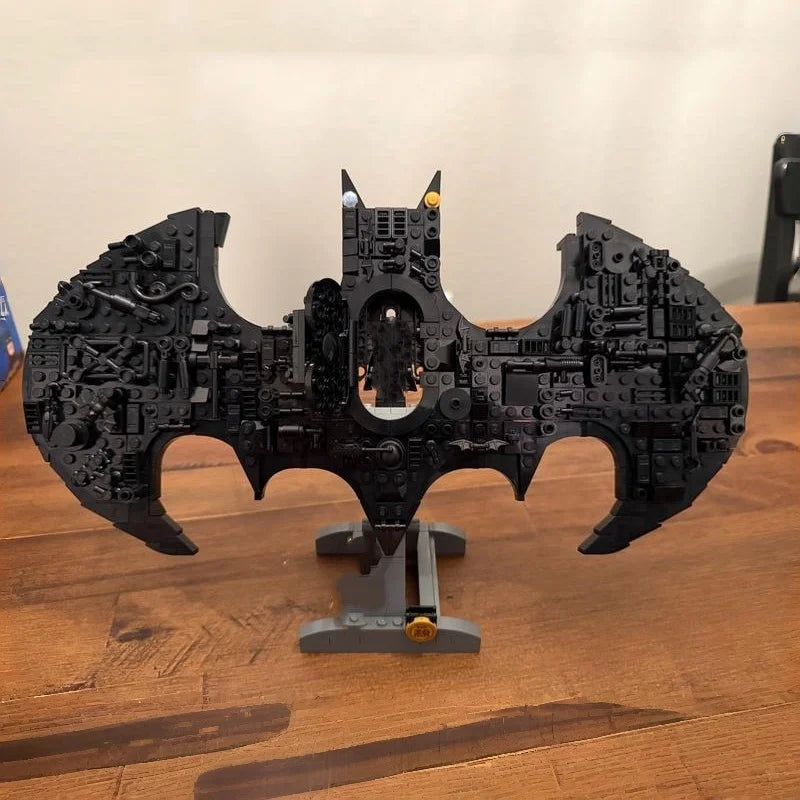 Building Bricks | Bat Signal Logo Model | 678 Pieces | Super Hero Decor Gift