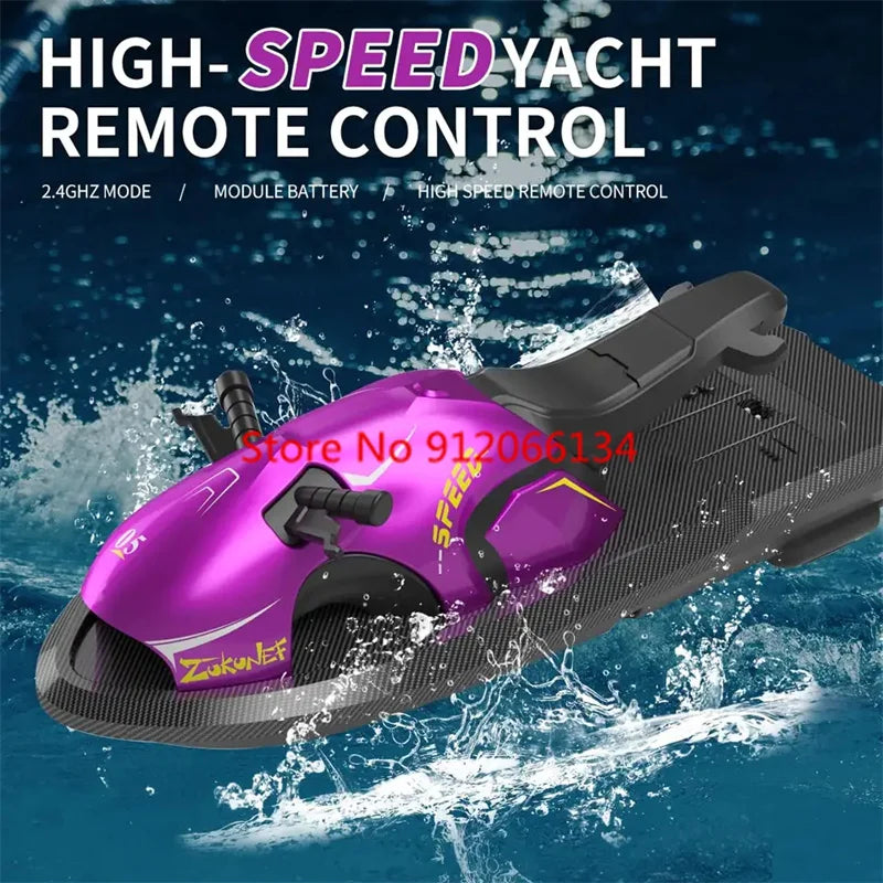 Waterproof Mini Remote Control Motorboat with One-Click Acceleration - ToylandEU