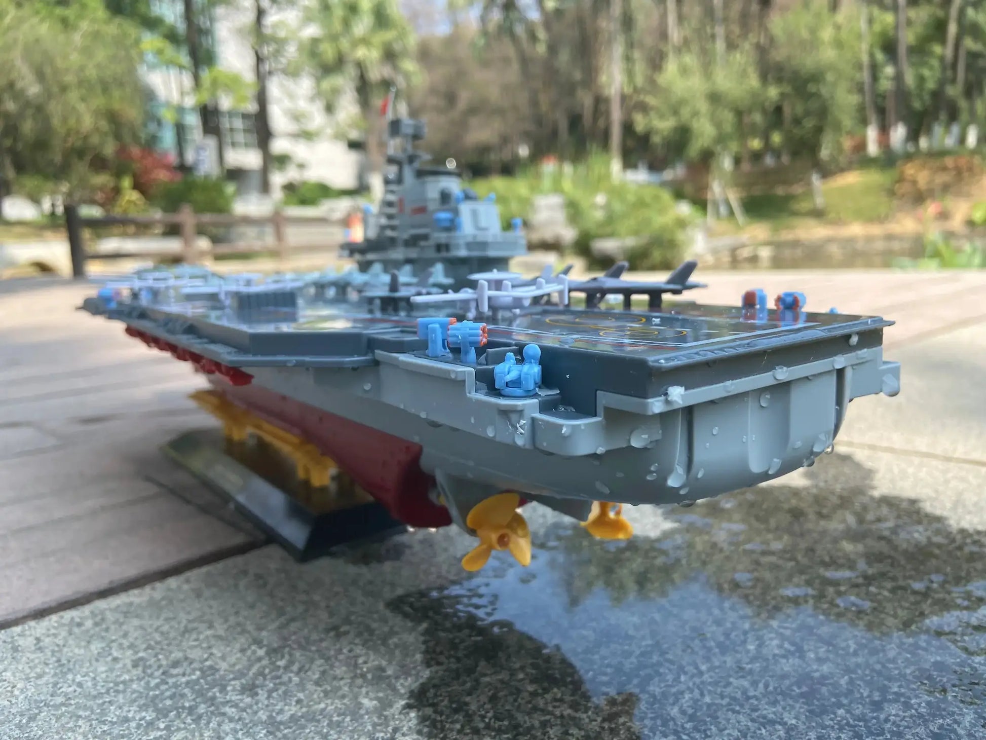 RC Warship 26.7 inch(68CM) Super Long Hull RC Boat Charging Military Children's Toy boy Electric Toy Ship Aircraft Carrier Warsh - ToylandEU