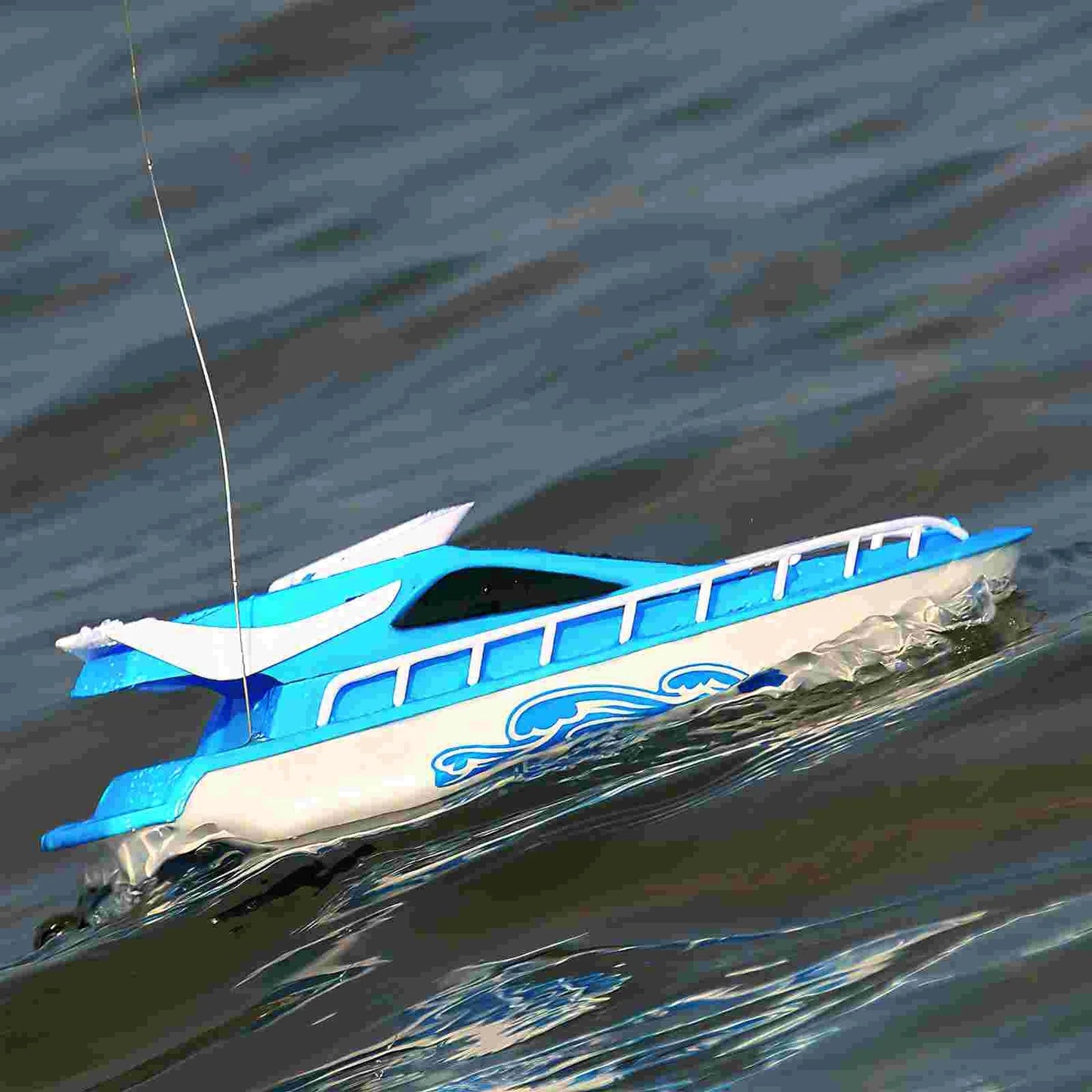 RC High-Speed Racing Boat with Remote Control - Blue