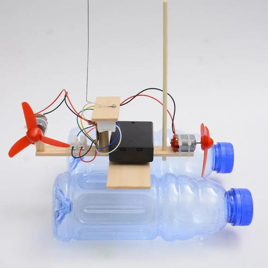 DIY Wooden RC Boat Science Kit for Kids -  Children's STEM Toy with Remote Control - ToylandEU