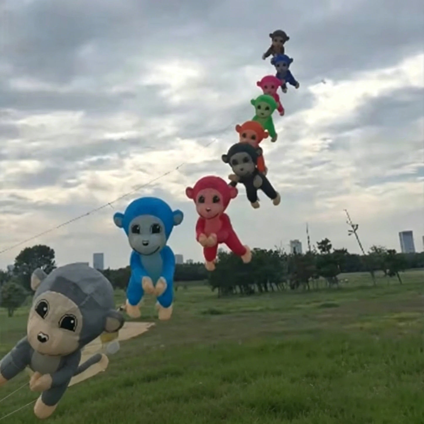 Kite | 3.5m Cheering Monkey Design | Premium Ripstop Nylon