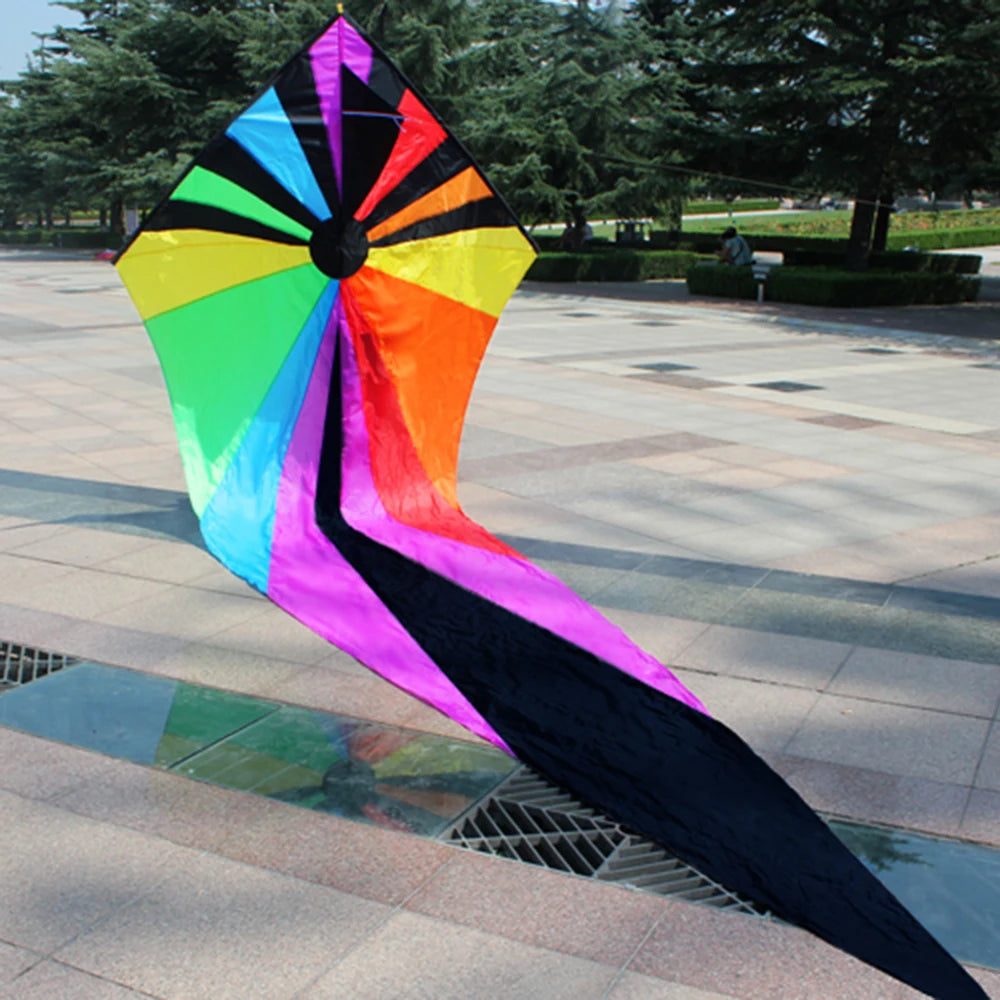 Delta Kite | 7m Wingspan | Handle and Line Included | Triangle Shape