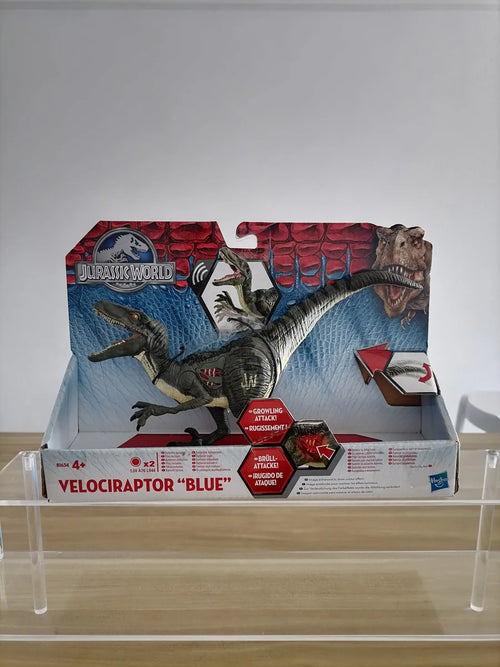 Immersive Jurassic World Tyrannosaurus Rex and Pterosaur Dinosaur Action Figures with Sound and Lighting Model by Hasbro ToylandEU.com Toyland EU