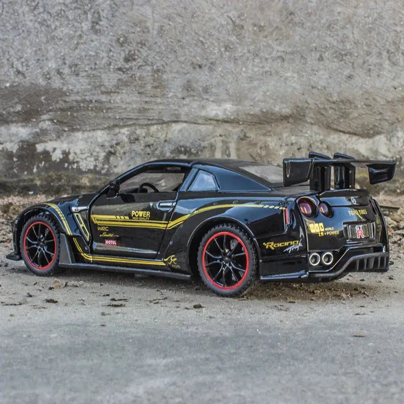 1:32 GTR GT-R R35 R34 Supercar Alloy Car Model Diecasts & Toy Vehicles Toy Cars Kid Toys For Children Gifts Boy Toy - ToylandEU