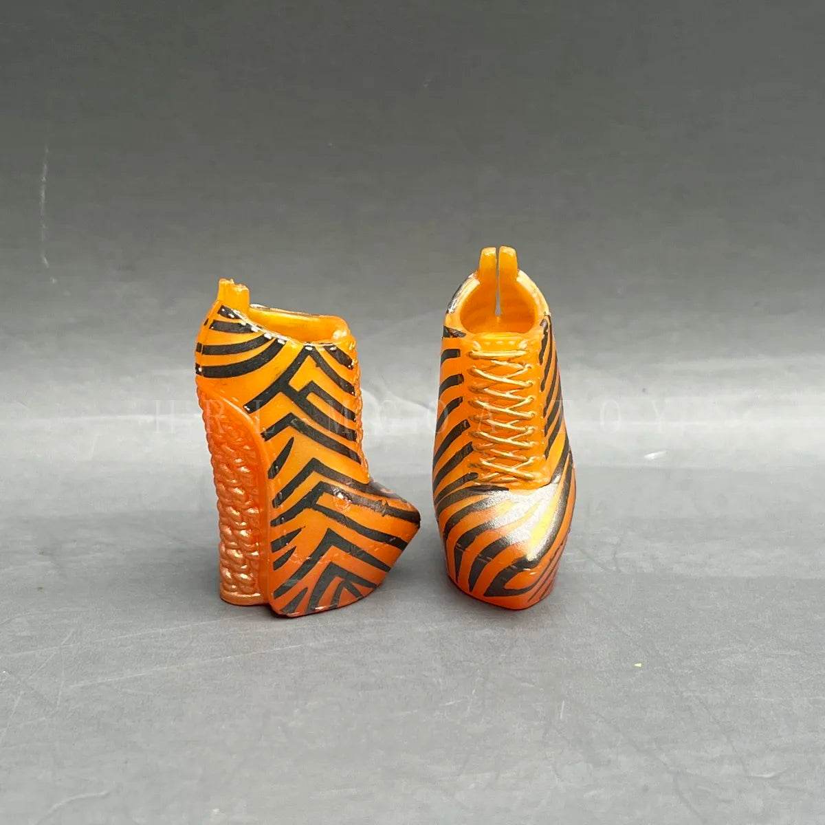 Original OMG Doll Remix Big Sister Accessories Gift Set - ToylandEU