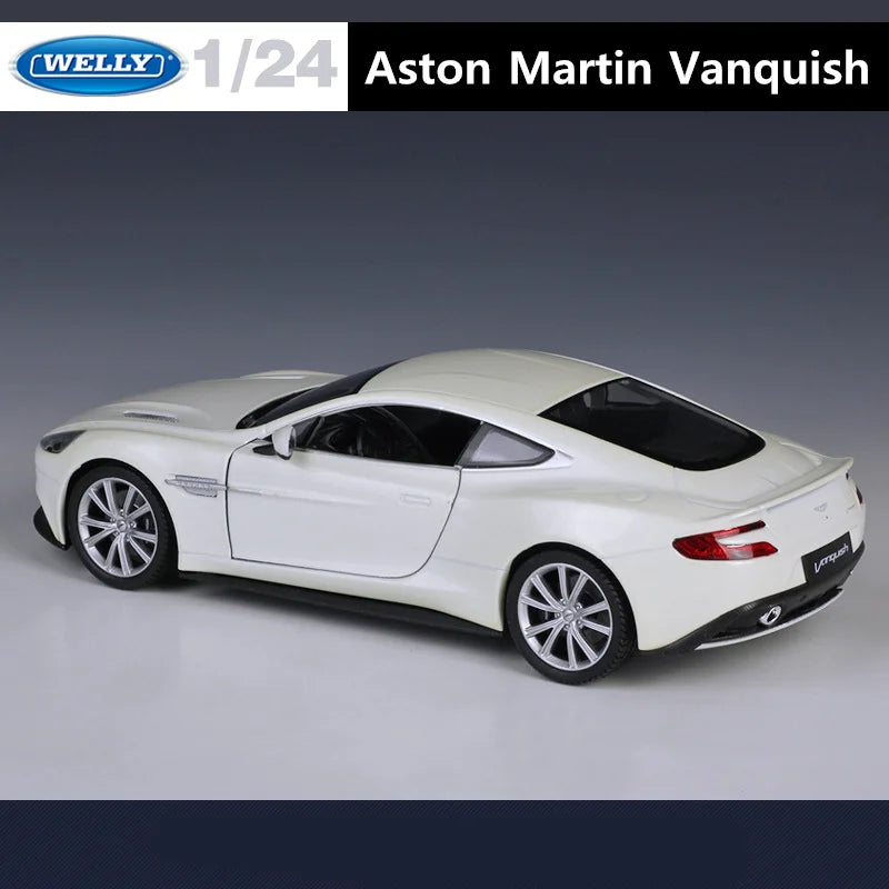 Diecast Car Model | Aston Martin Vanquish Coupe | 1:24 Scale | Alloy