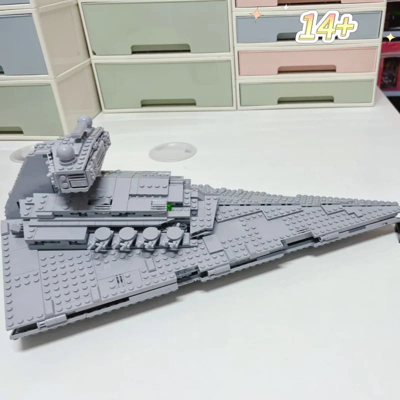 Star Destroyer Blocks | 1555 Piece Set | Toylandeu™