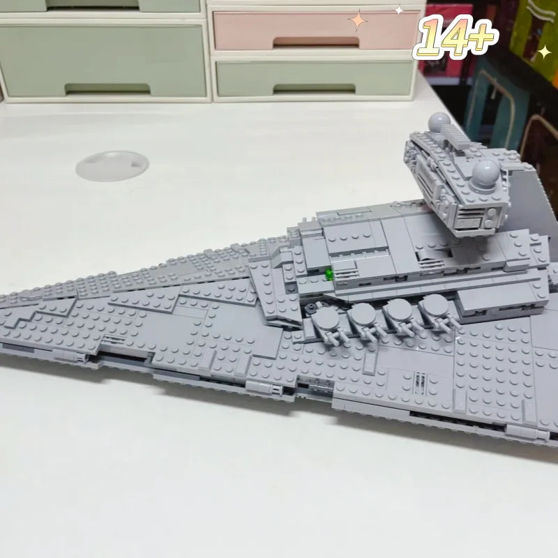 Star Destroyer Blocks | 1555 Piece Set | Toylandeu™