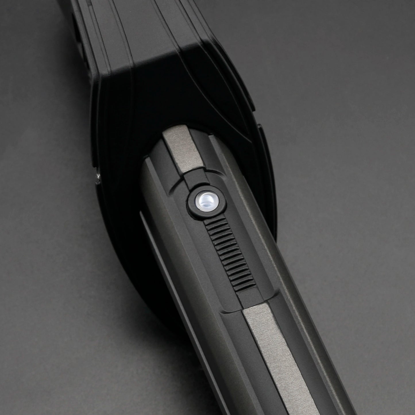 Darksaber Lightsaber | NeoPixel Proffie | Smooth Swing | 85 cm Blade