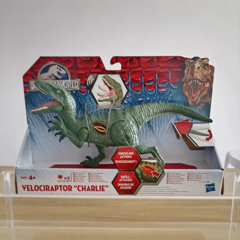 Immersive Jurassic World Tyrannosaurus Rex and Pterosaur Dinosaur Action Figures with Sound and Lighting Model by Hasbro