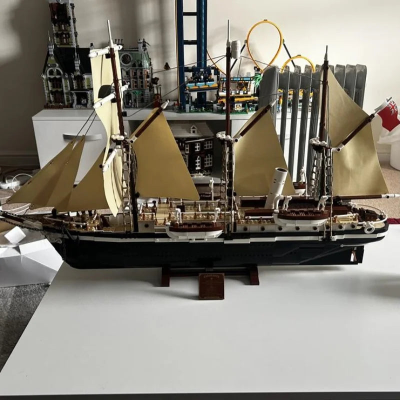 Building Blocks | 3011 Piece Antarctic Ship | Endurance Bricks | Teen Gift