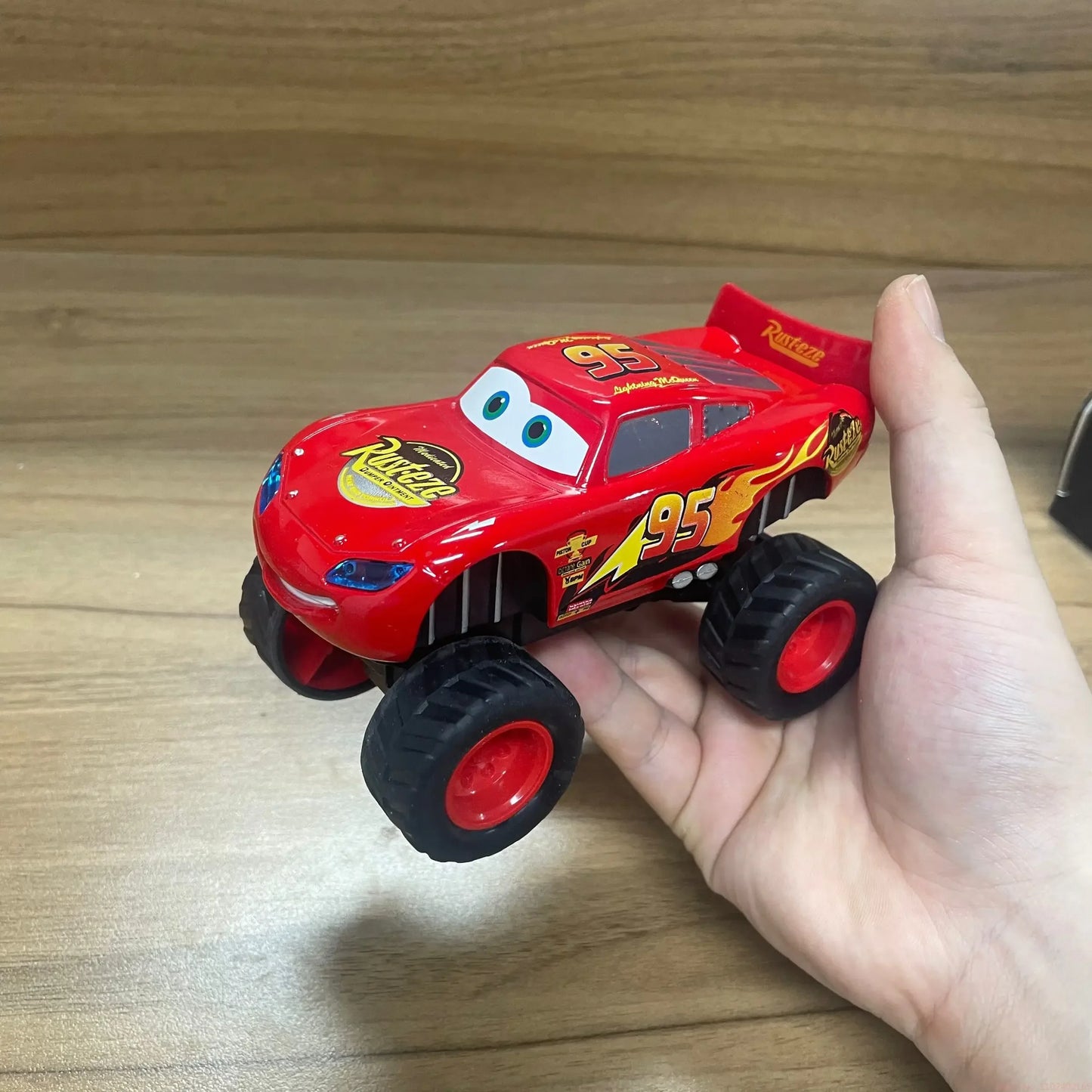 Lightning McQueen Diecast Car Pull Back Off Road Toy - ToylandEU