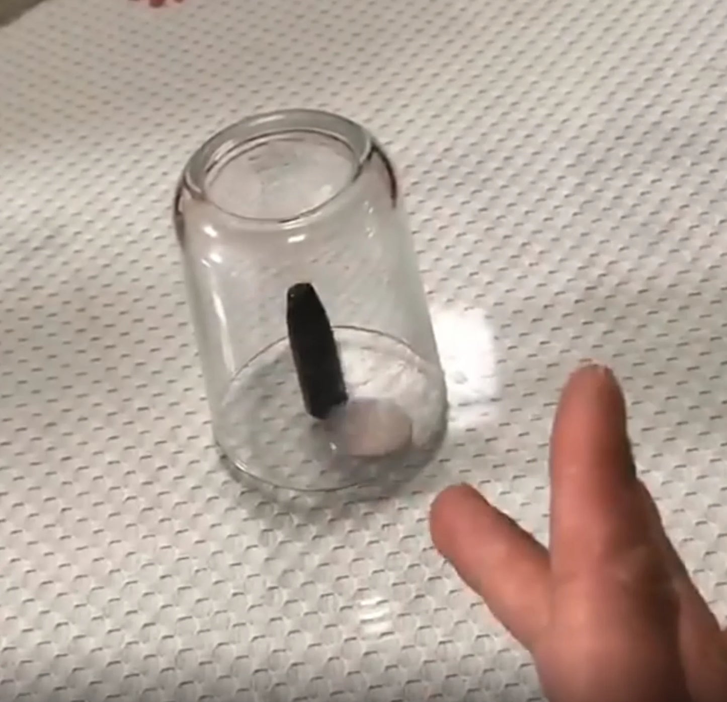 Magic Prop | Telekinesis Sharpie Cap Trick | Beginner Friendly | Close Up