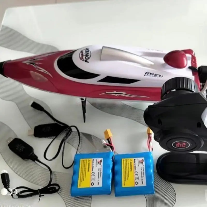 High-Speed Remote-Controlled Electric RC Boat - New HJ806, 35KM/H - ToylandEU