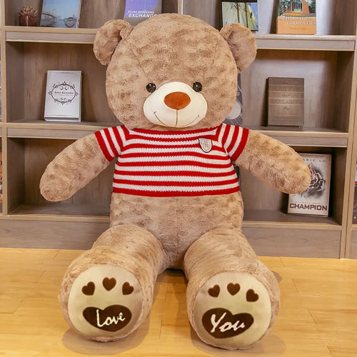 Cuddly Big Bear Plush Toy - Perfect Stuffed Animal Companion ToylandEU.com Toyland EU