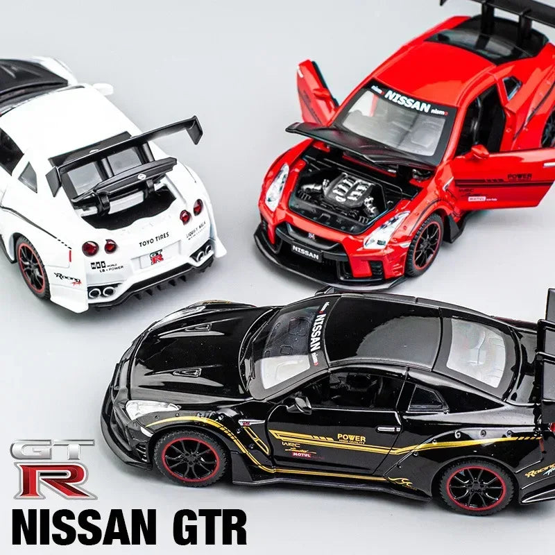 Nissan GTR R35 Diecast Car Model With Sound And Light - ToylandEU