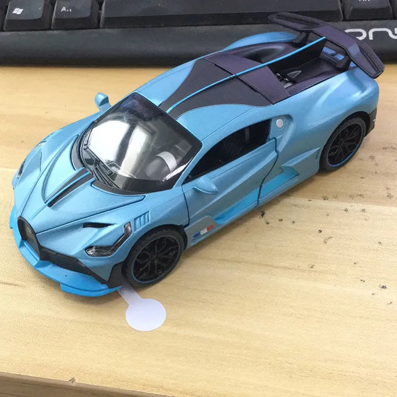 Diecast Bugatti Divo 1/32 Scale Model Car with Openable Doors and Light & Sound Features - ToylandEU