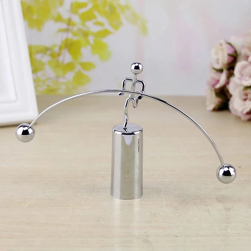 Metal Art Balance Toy - Decorative Weight Lifter Physics Toy - ToylandEU