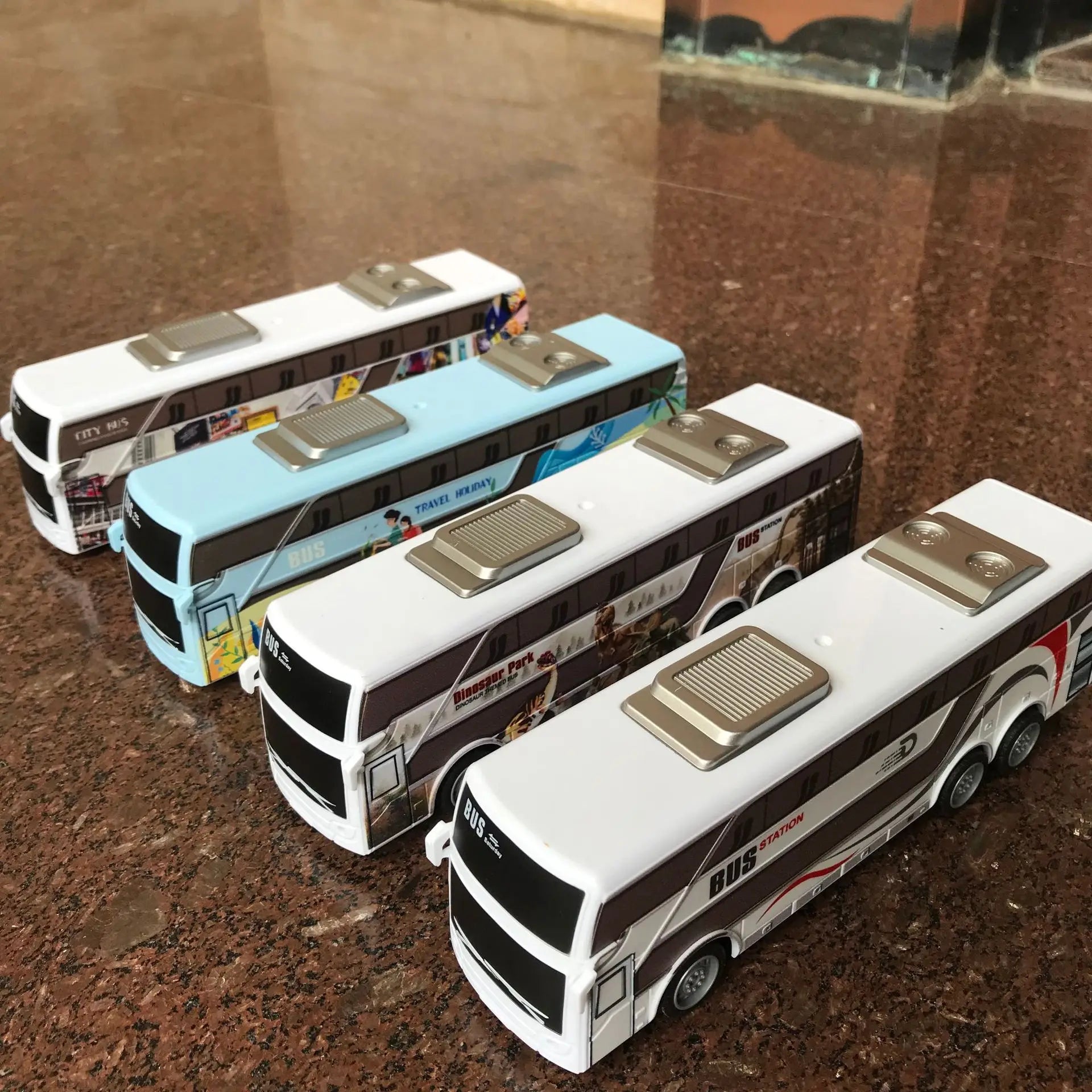 RC Police Van and Express Bus Simulation Toy Car - 1:32 Scale Remote Controlled Vehicle - ToylandEU