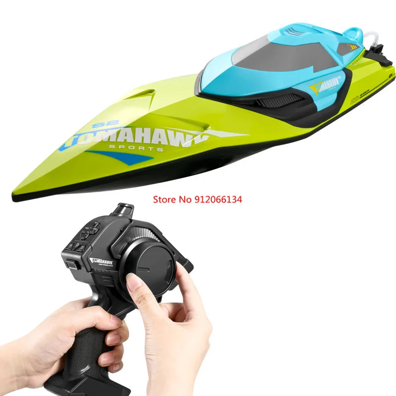 RC High-Speed 70KM/H RC Racing Boat - Double-Layer Waterproof Remote Control Yacht with Capsize Reset & Water Cooling System, 50CM Oversized Design