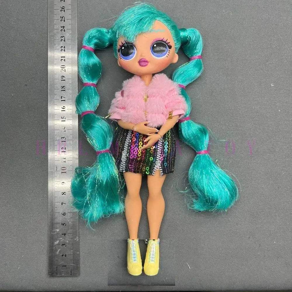 Original OMG Doll Bee Remix Big Sister Edition Clothing - ToylandEU
