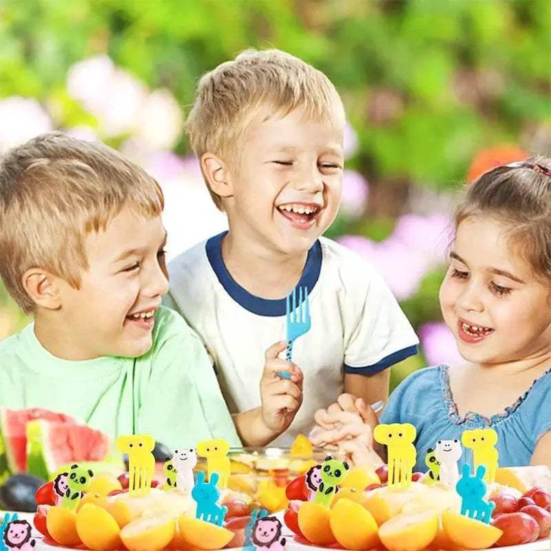  Safe Eco Friendly Sandwich Cutters Set Toyland EU -  ToylandEU™
