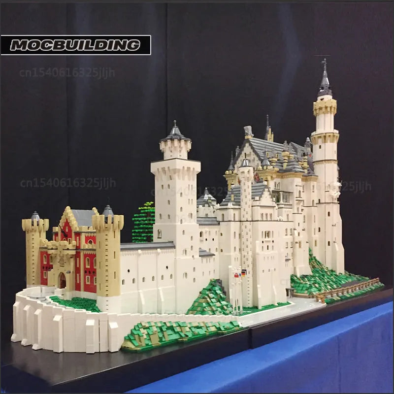 Medieval Castle Architecture Building Blocks Kit with Modular Design - ToylandEU