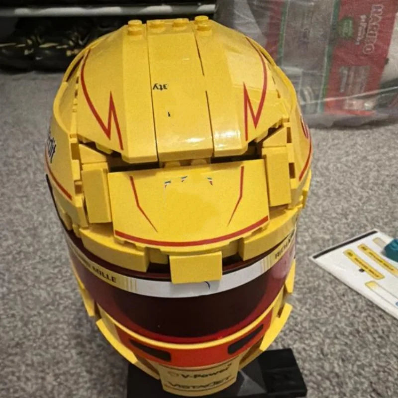Building Blocks Set | 884 Pcs | Lewis Hamilton Helmet Model | Teenage Toys