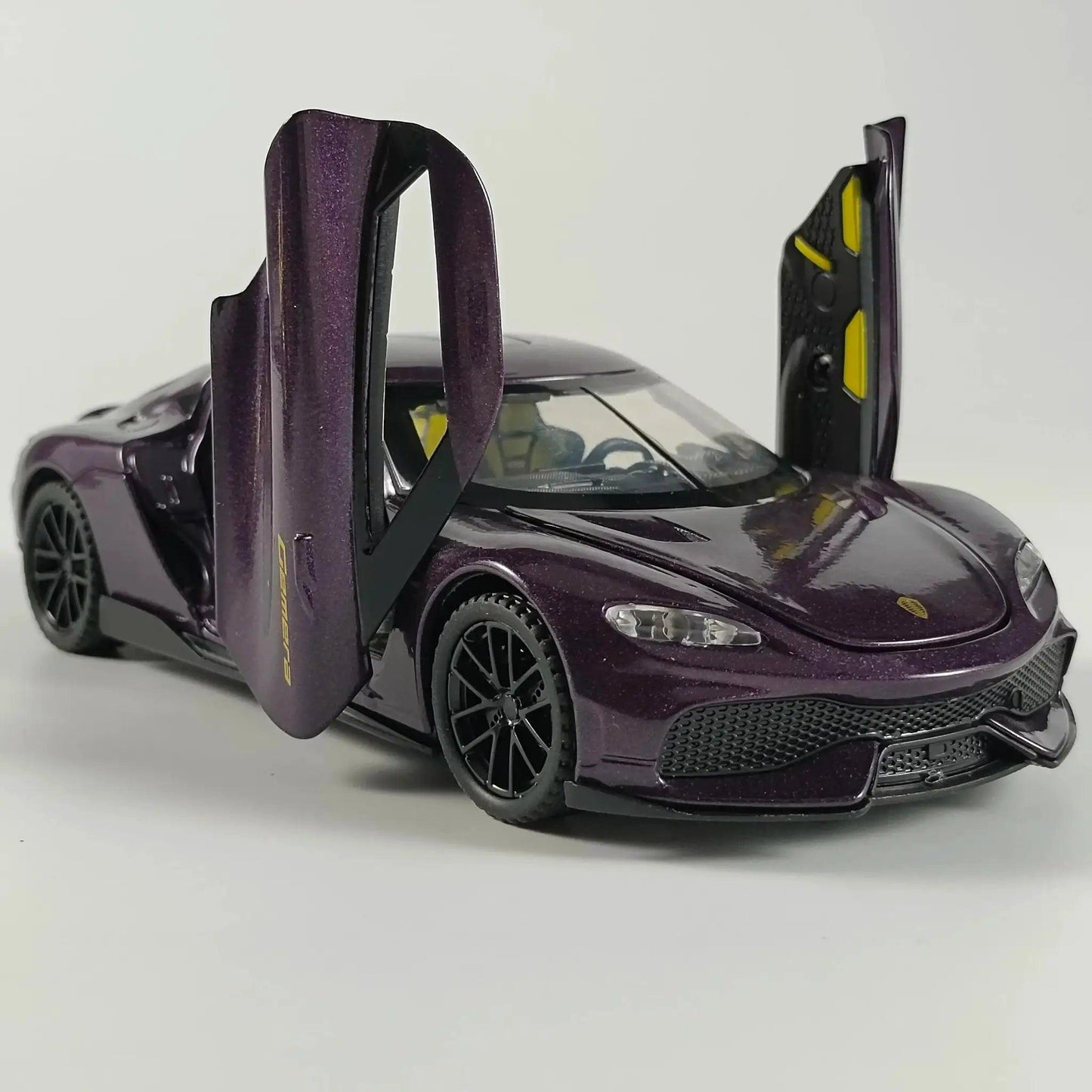  Scale 1 To 32 Alloy Diecast Car With Sound And Light -  ToylandEU™