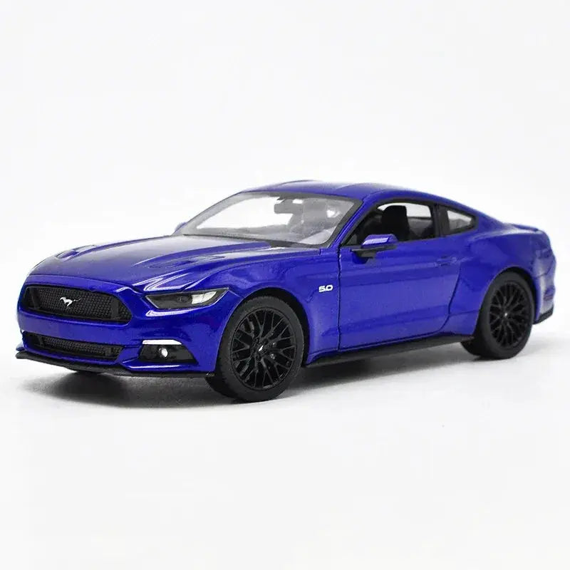 Scale OneToTwentyFour Ford Mustang GT Diecast Car High Detail Alloy - ToylandEU