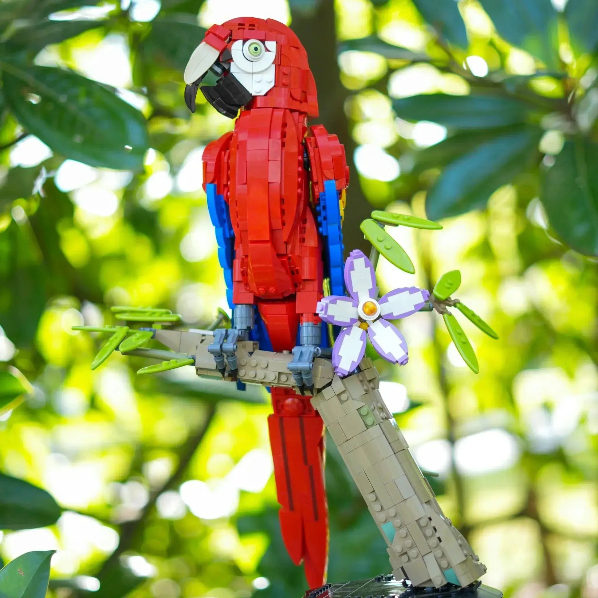 Scarlet Macaw Lifelike Bird Model For Adventure Decor - ToylandEU