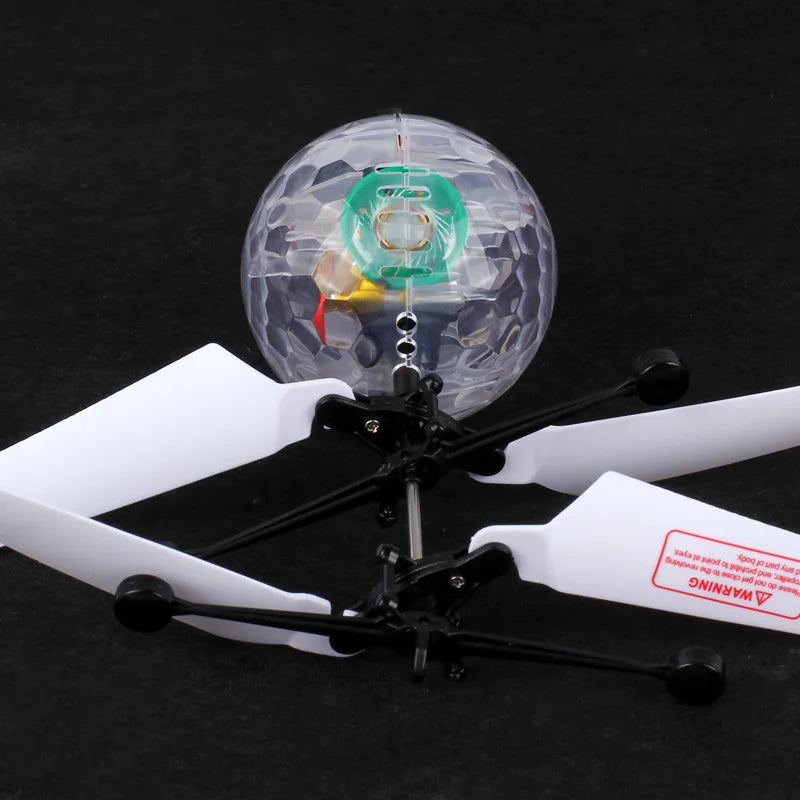 Colorful LED Flying Ball with Infrared Induction - ToylandEU