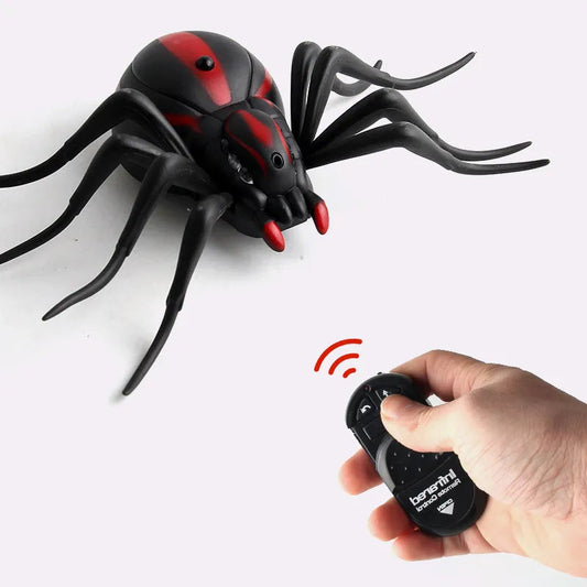 Remote-Controlled Creepy Crawly Insect Toy for Mischief and Fun - ToylandEU