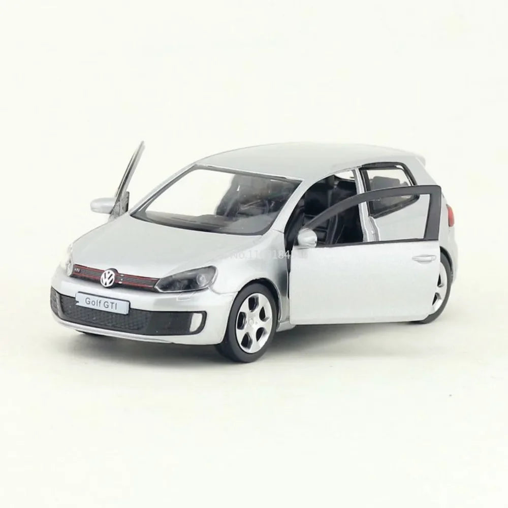 1:36 VW Golf GTI Diecast Car Model with Opening Doors and Pull Back Function - ToylandEU