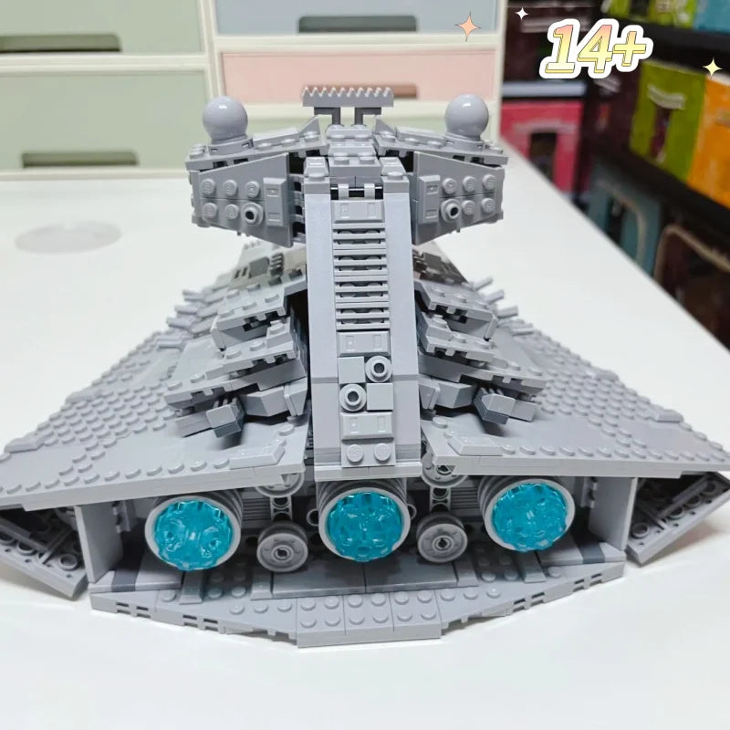 Star Destroyer Blocks | 1555 Piece Set | Toylandeu™