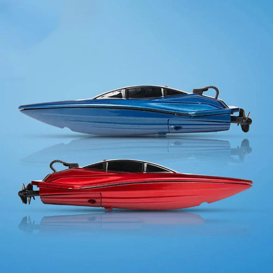 RC Racing Boat with Waterproof Protection - ToylandEU