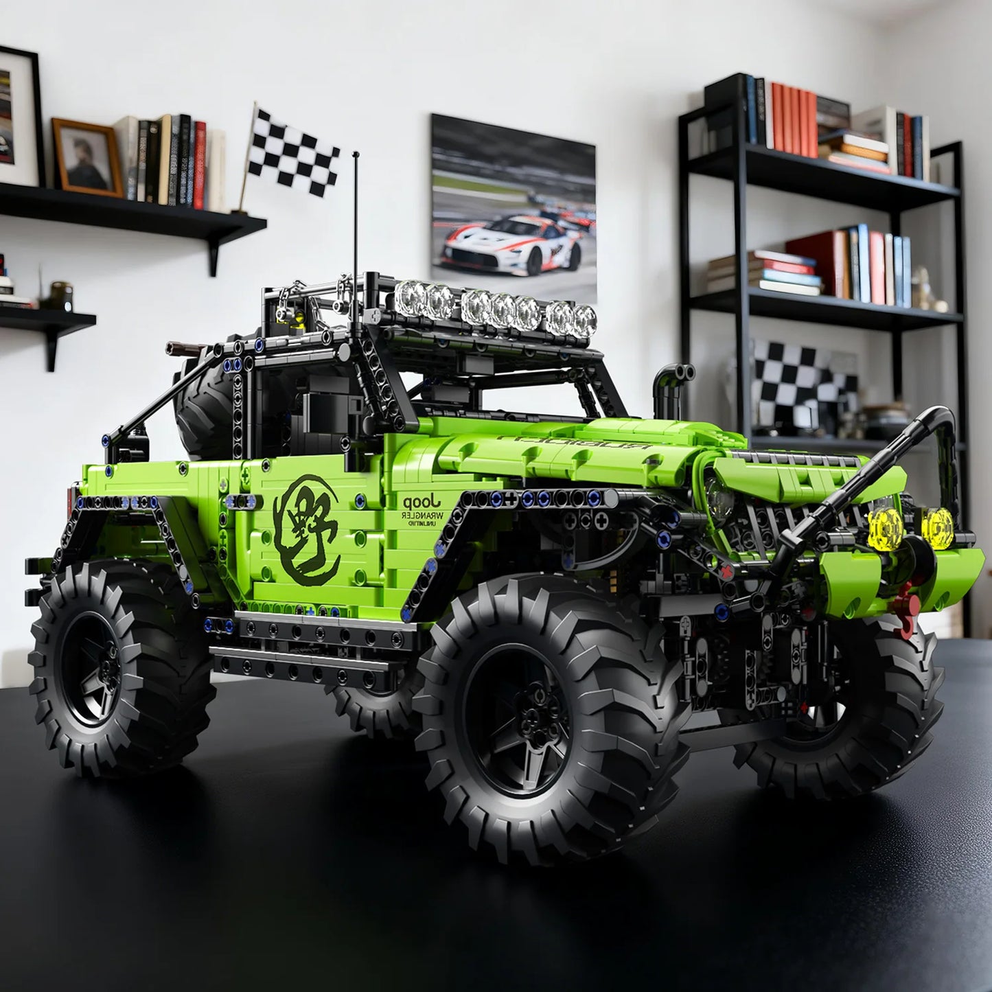 Building Blocks | 1:8 Scale | 2357 Pieces | 4x4 Off-Road Truck