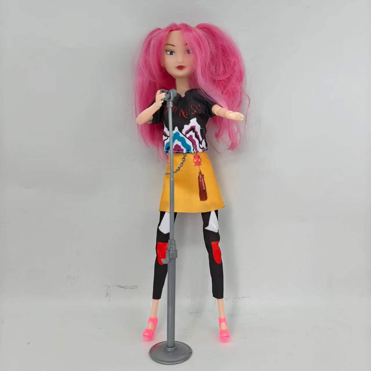 Princess Fashion Doll | Long Hair | Interchangeable Clothes | Articulated Joints