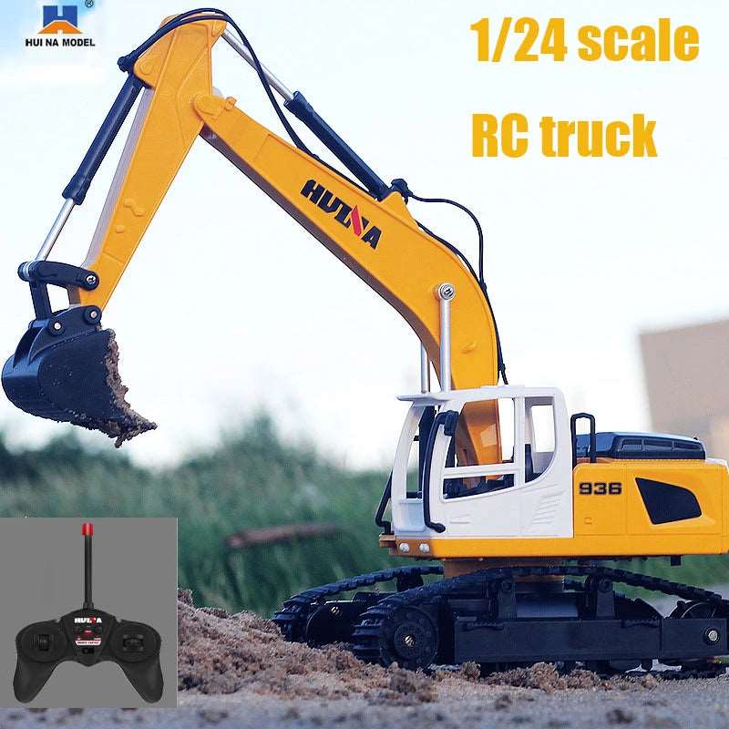 1516 Remote Control Excavator 1/24 Scale RC Truck with 360 Degree Rotation - ToylandEU