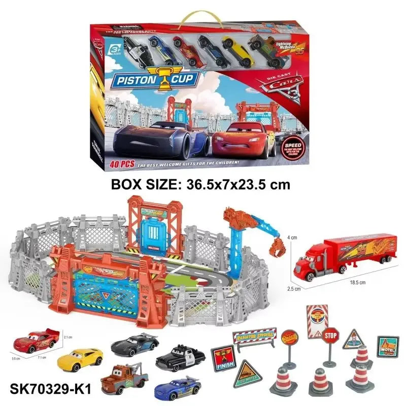Pixar Diecast Car Set With Mater And McQueen Playset - ToylandEU