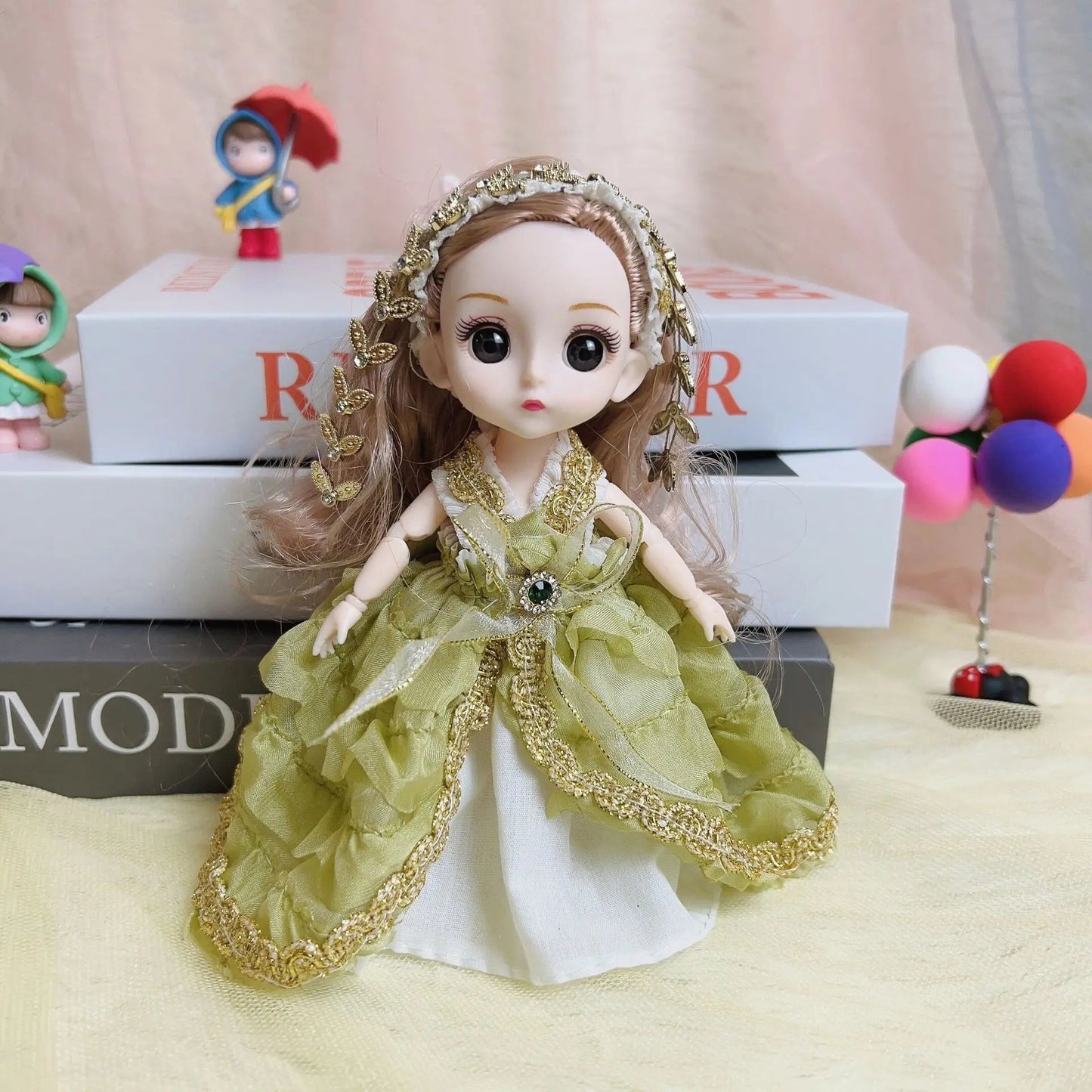 Moveable Joints Princess Doll with 3D Eyes and Convertible Clothing