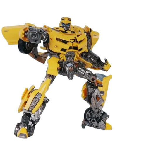 Transforming Wasp Warrior Toy Robot - 1/12 Scale Model
