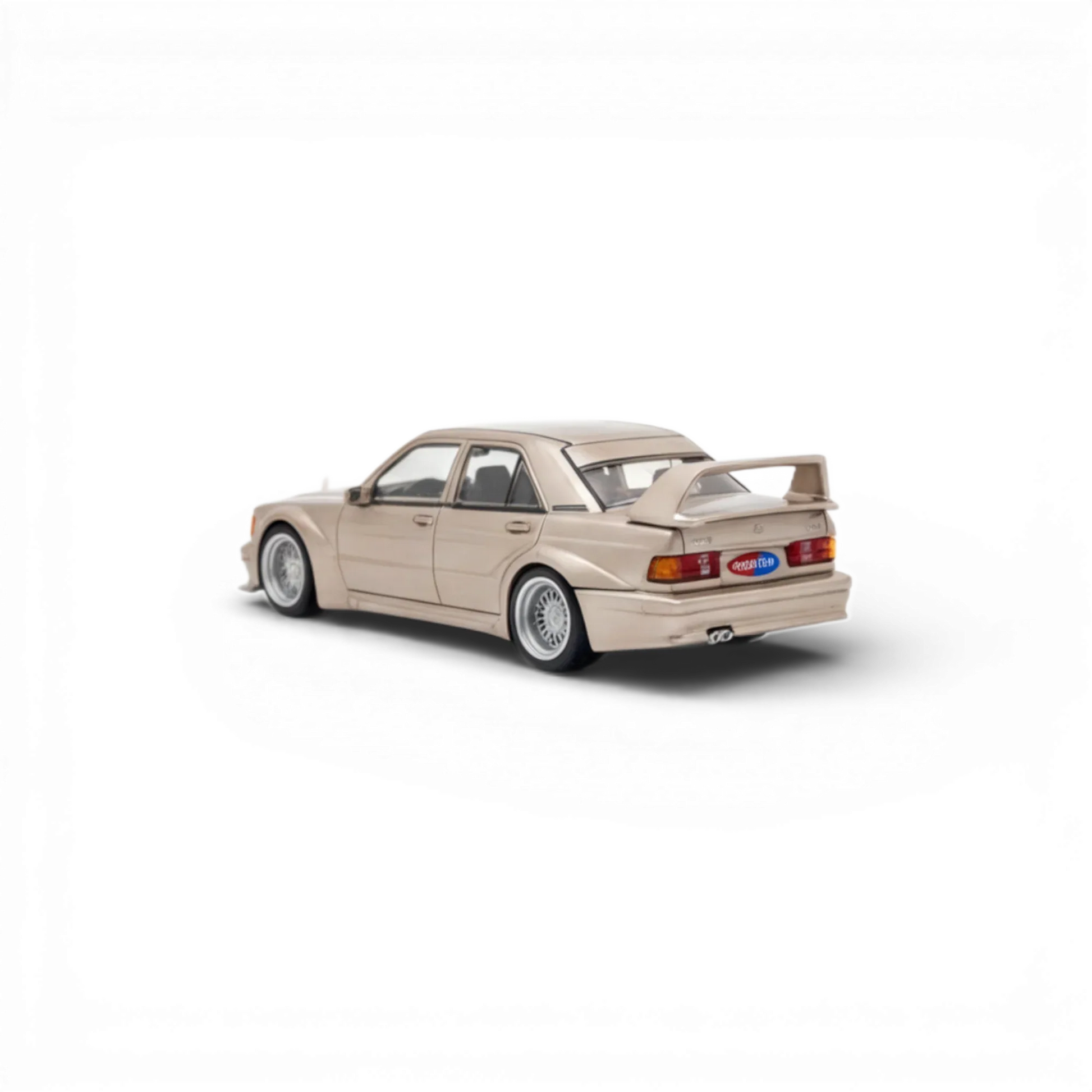 Seeker Mercedes-Benz 190E 2.5-16 Evolution Champagne Gold 1:64 - ToylandEU