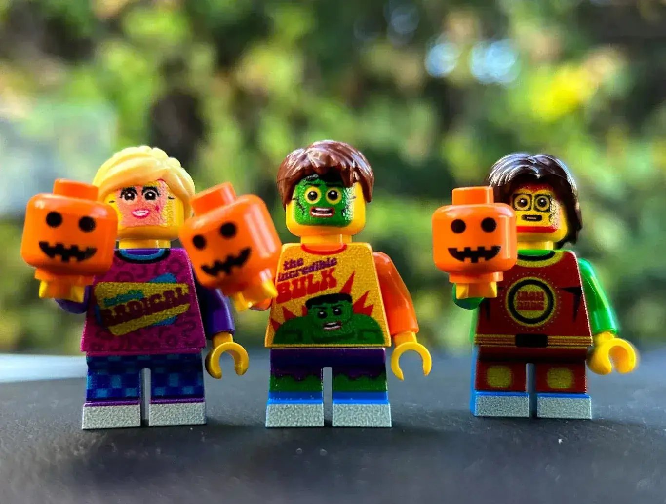 Halloween Trick Or Treat Lego Minifigs With Three Custom Kids - ToylandEU
