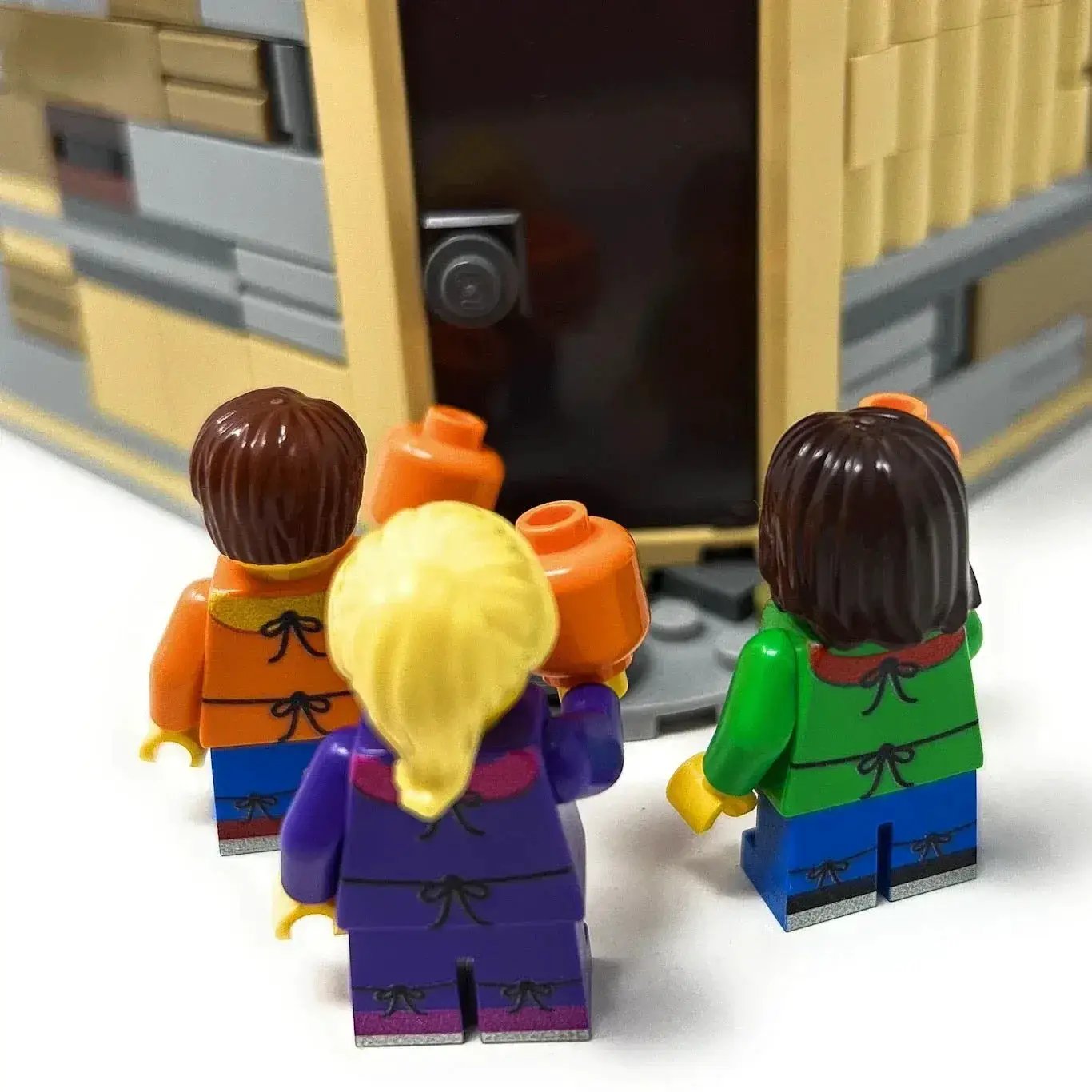 Halloween Trick Or Treat Lego Minifigs With Three Custom Kids - ToylandEU